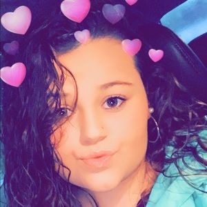 Meet your Posher, Kara